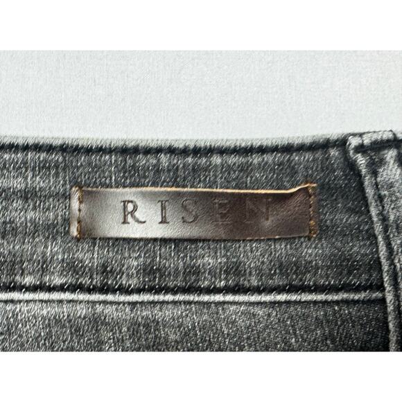 Risen Women's Distressed Straight Gray Stretch Denim Jeans - Size 9/29 (29x30) - Picture 3 of 7